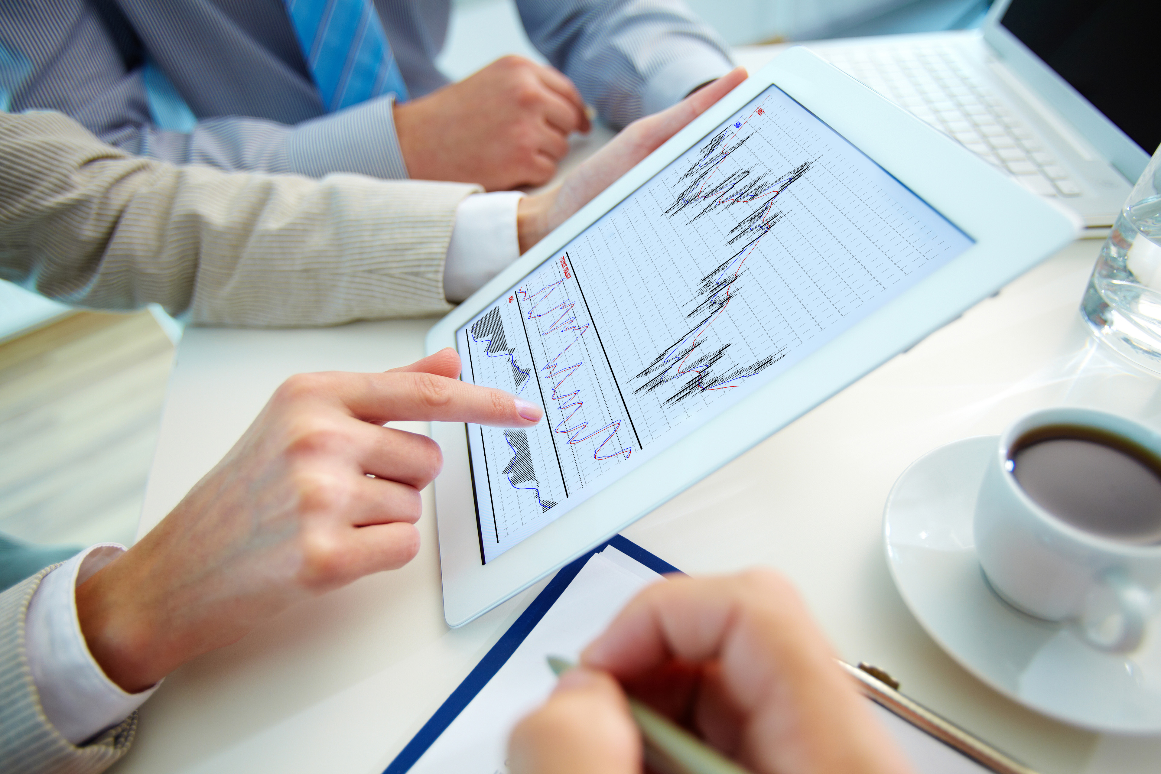 Data-gathering by SEW-EURODRIVE energy consultants 